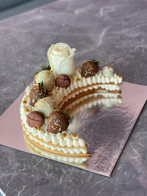 Moon Cream Tart- Large size كيك عيد الفطر