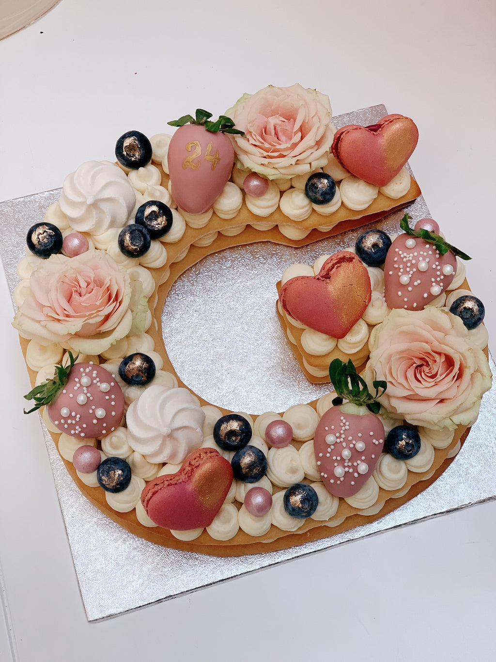 Cream Tart (large)- 2 layers - كيكة فواكة