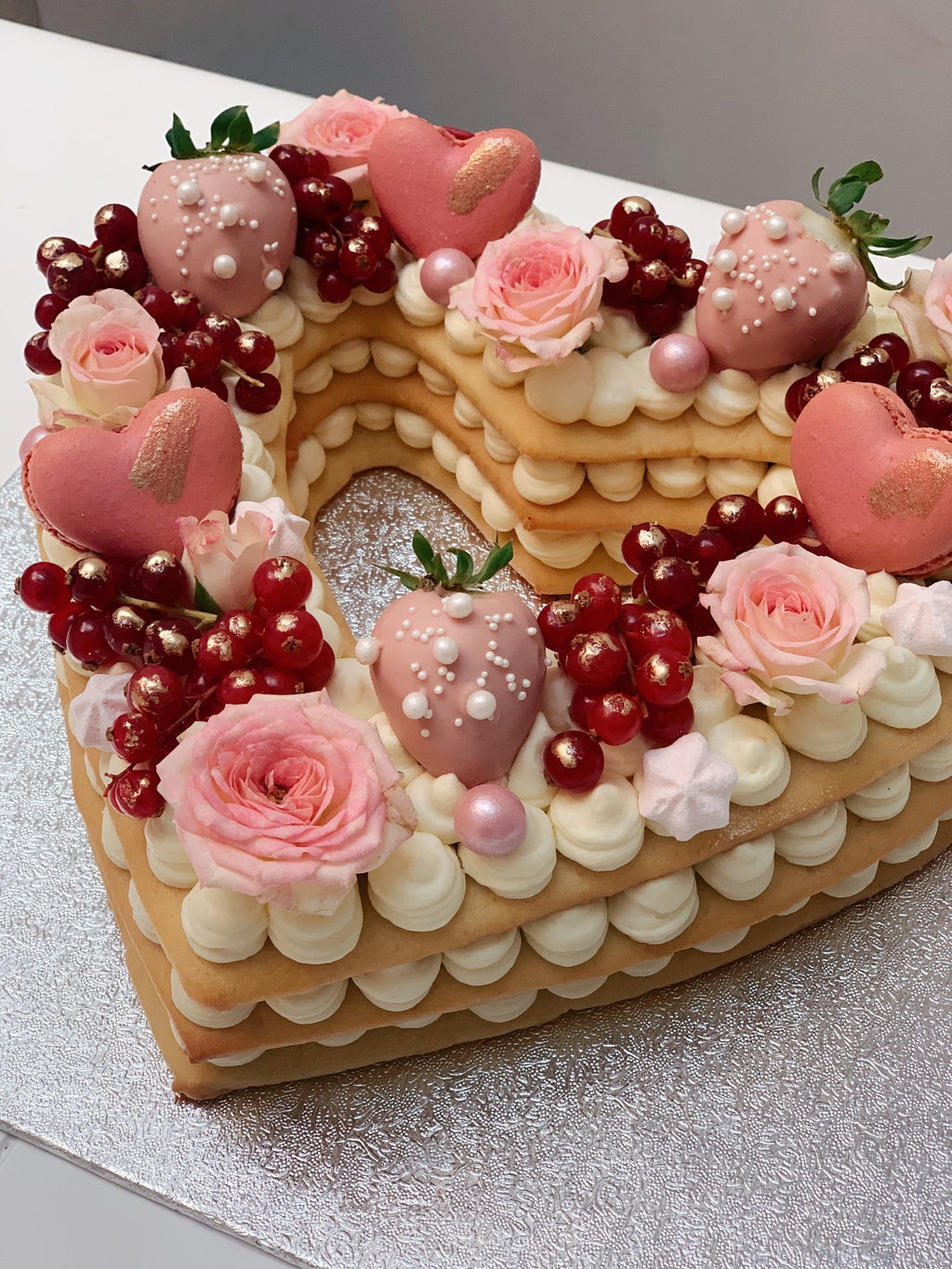 Cream Tart (medium)- 3 layers - كيكة مناسبات
